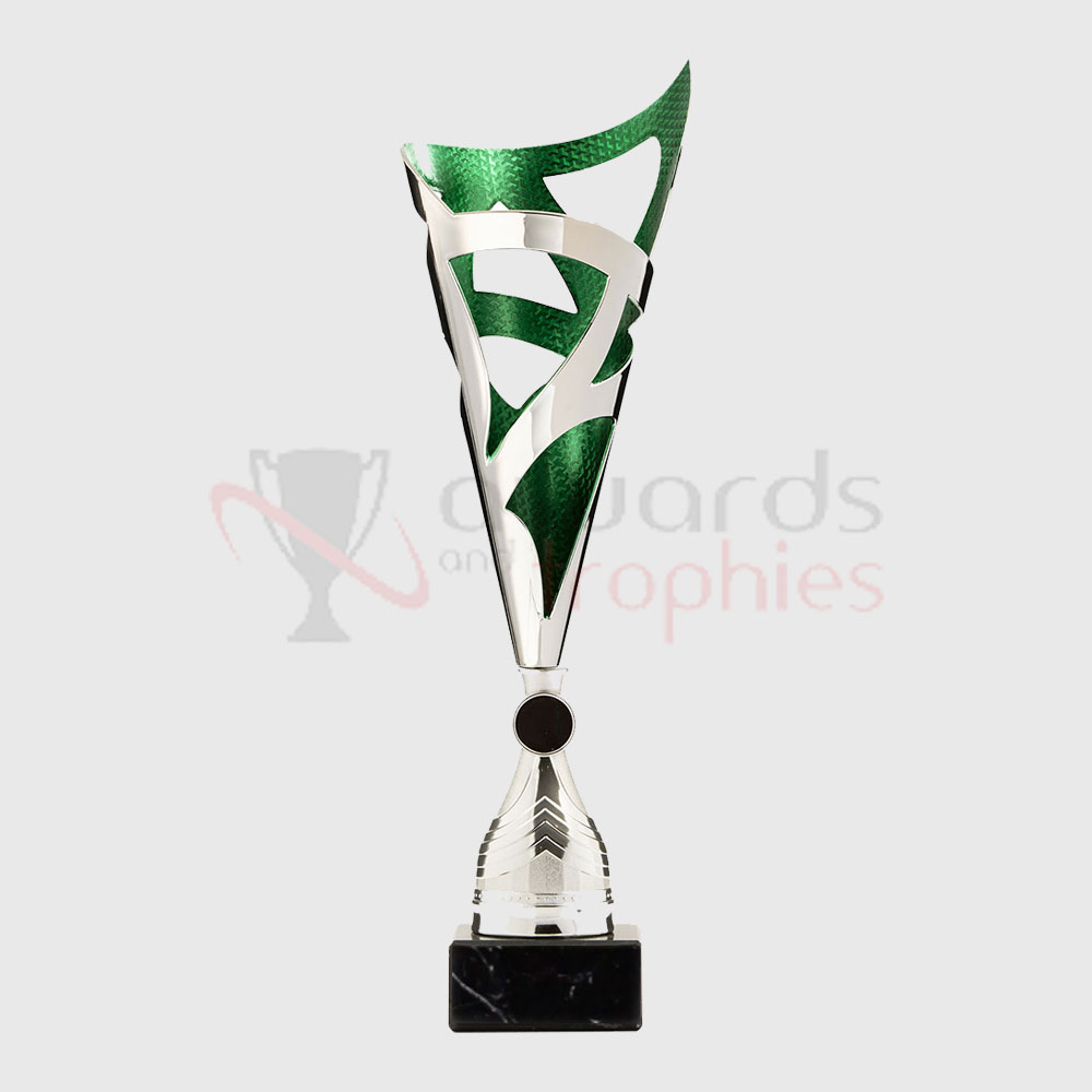 Madeira Cup Silver/Green 465mm